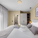 Quercus Village App 10 Mit Privatem Pool By Interhome *