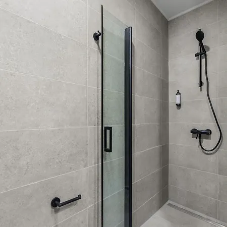 Quercus Village App 10 Mit Privatem Pool By Interhome 公寓 *