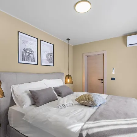 Quercus Village App 10 Mit Privatem Pool By Interhome